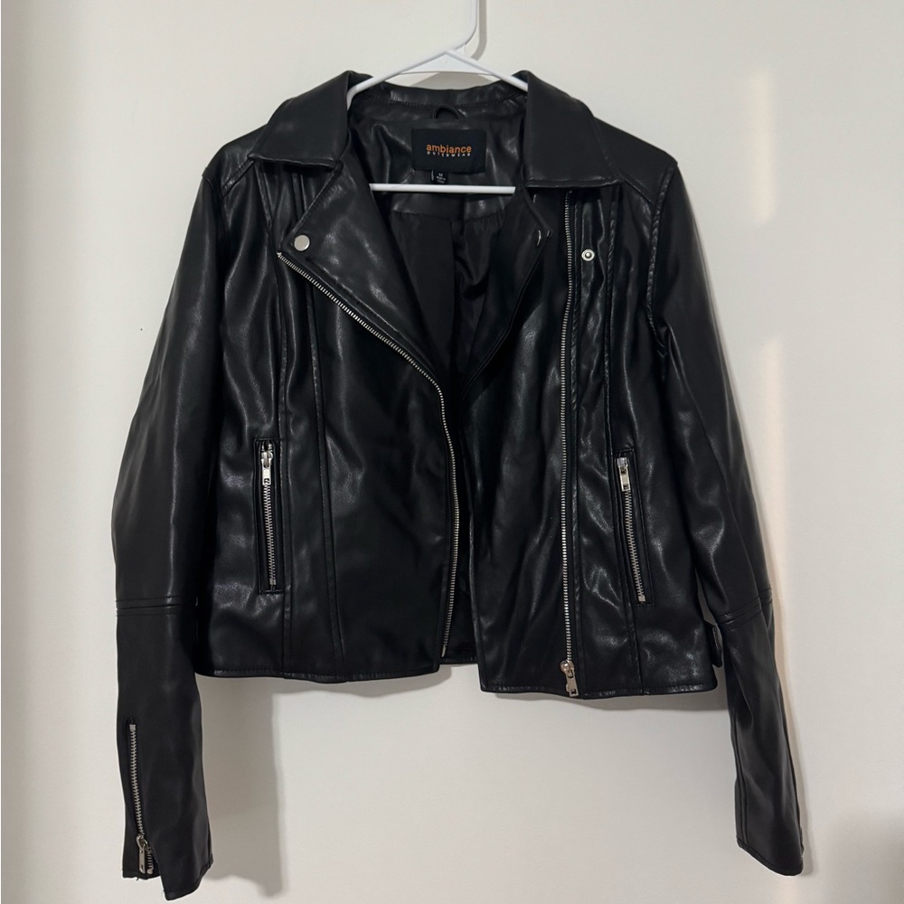 Ambiance Classic Black Outerwear